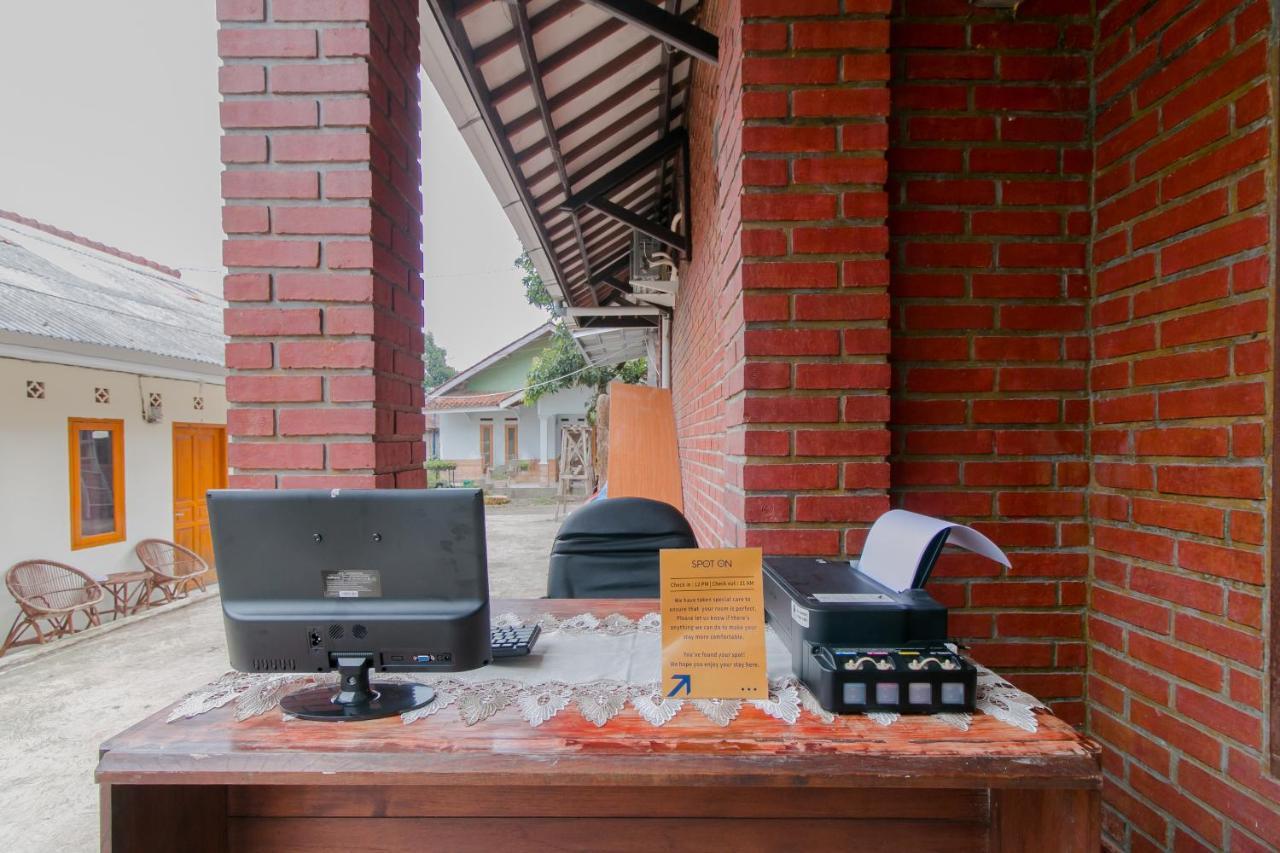 Ayu Homestay Syariah سوكابومي المظهر الخارجي الصورة